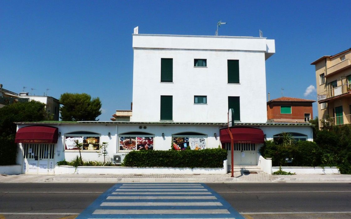 Baron Beach Hotel Scauri  Esterno foto