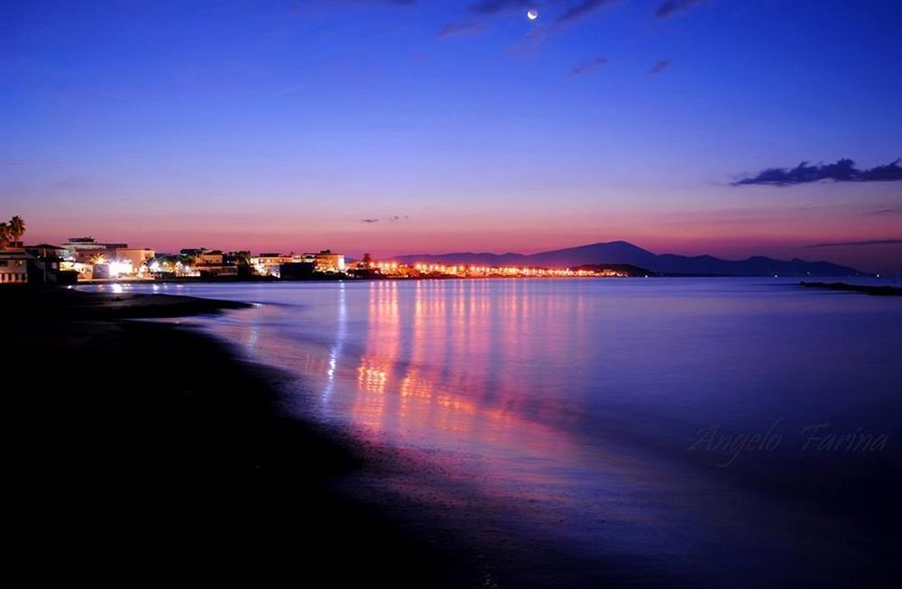 Baron Beach Hotel Scauri  Esterno foto