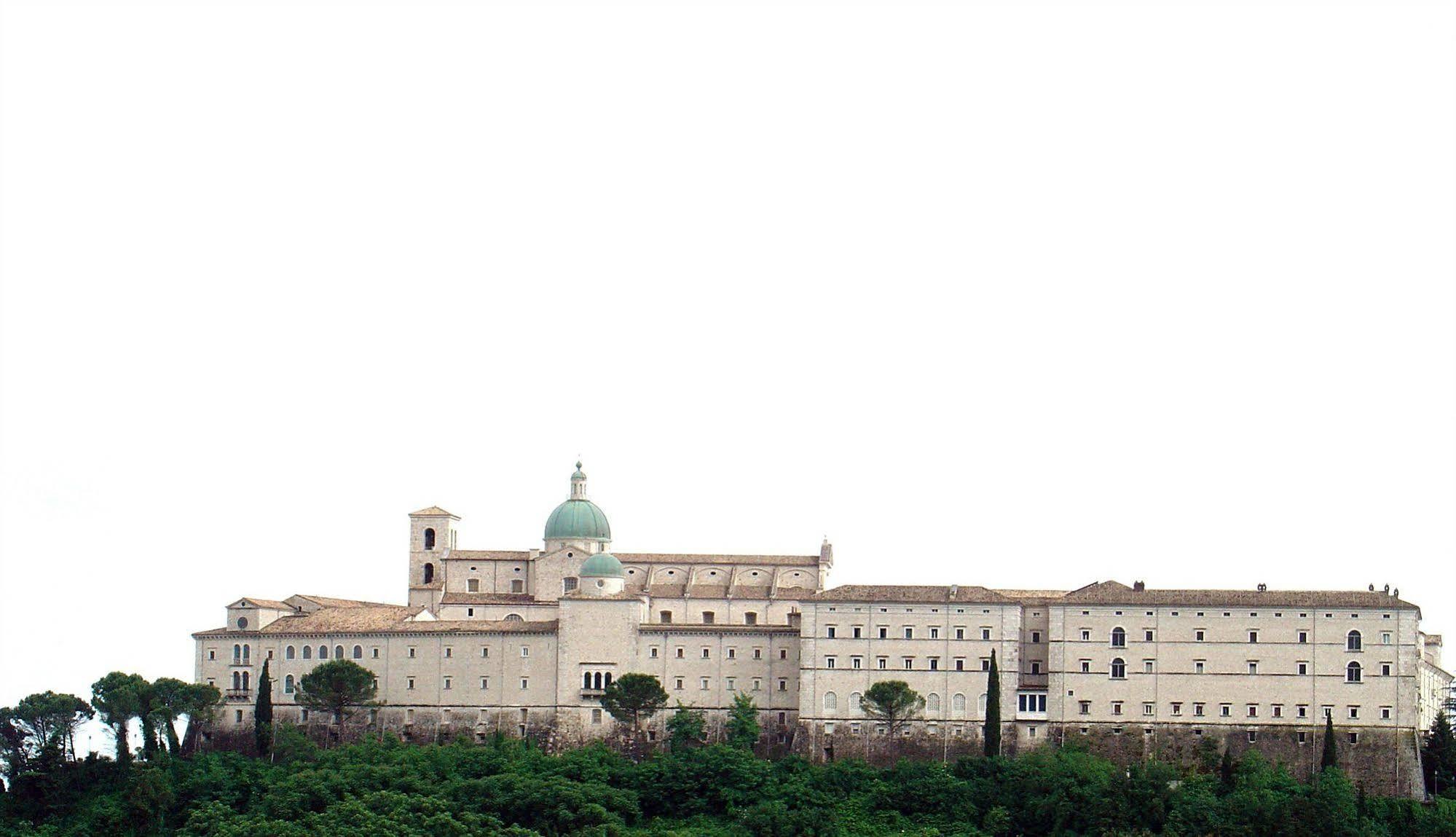 Baron Beach Hotel Scauri  Esterno foto